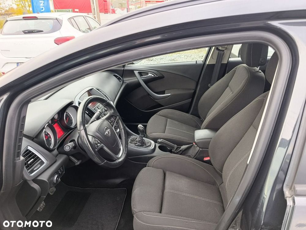 Opel Astra - 9
