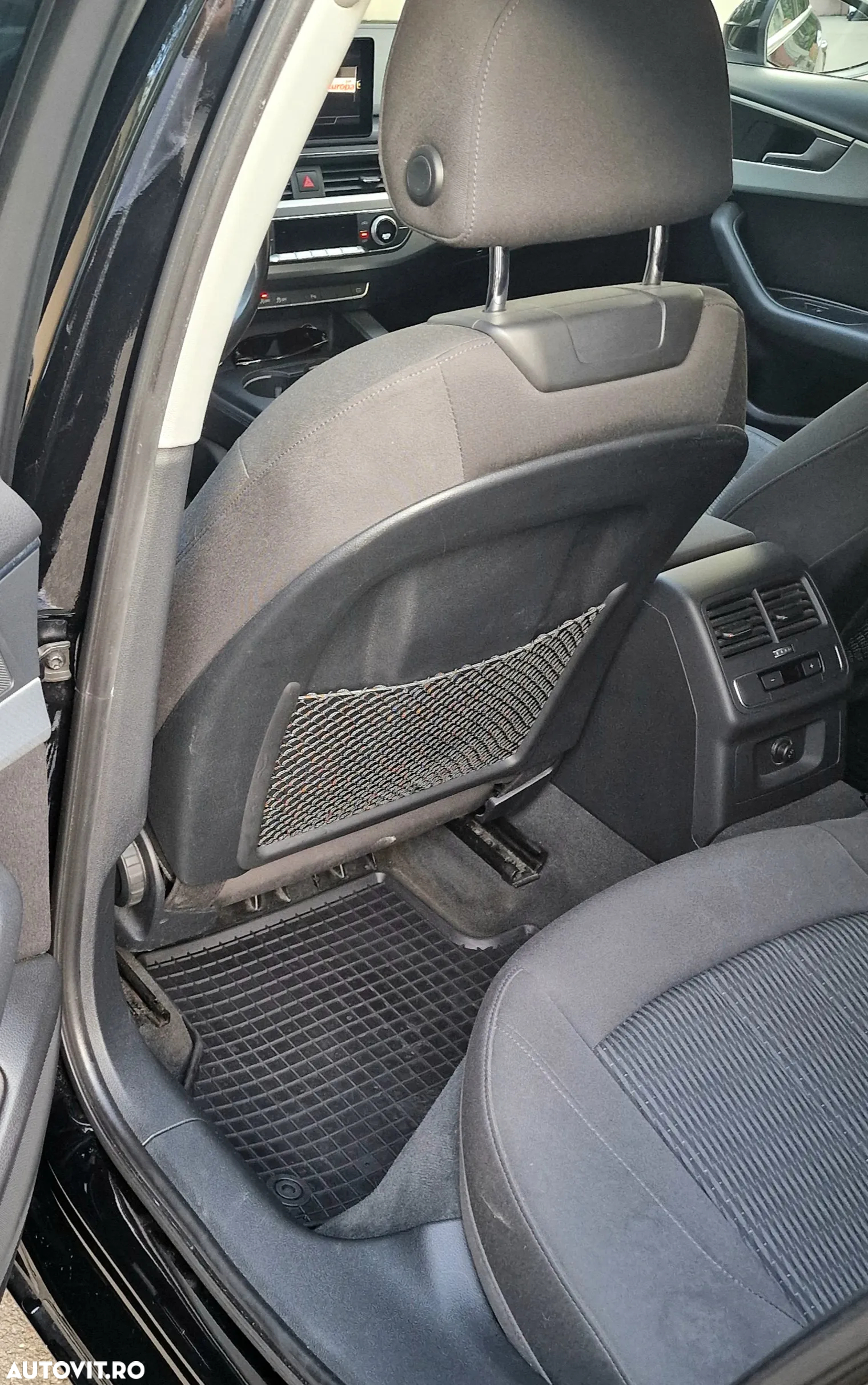 Audi A4 2.0 TDI S tronic - 8