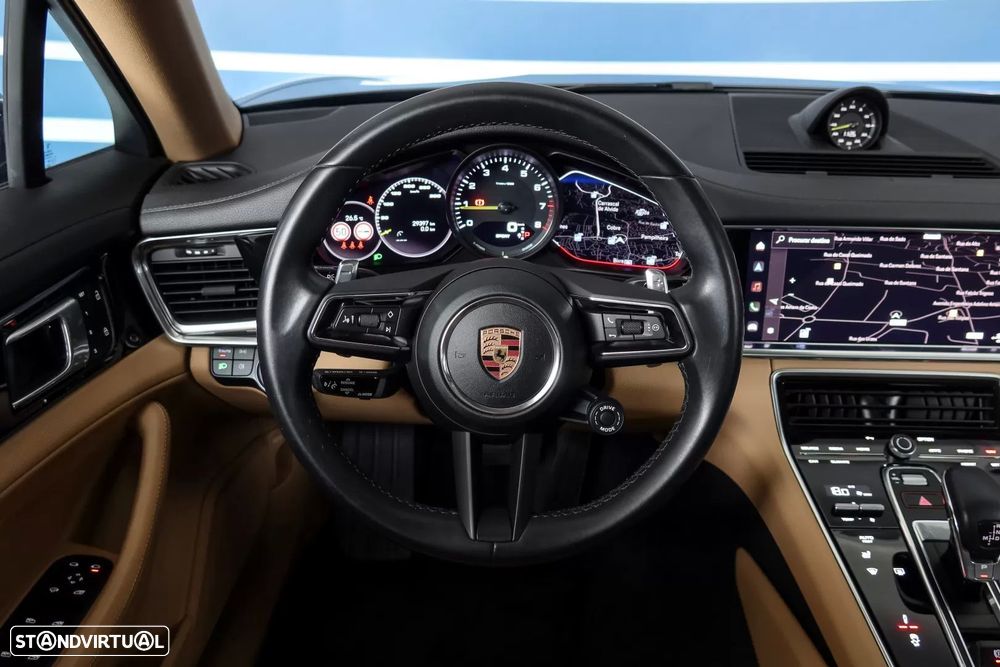 Porsche Panamera 4 E-Hybrid - 8