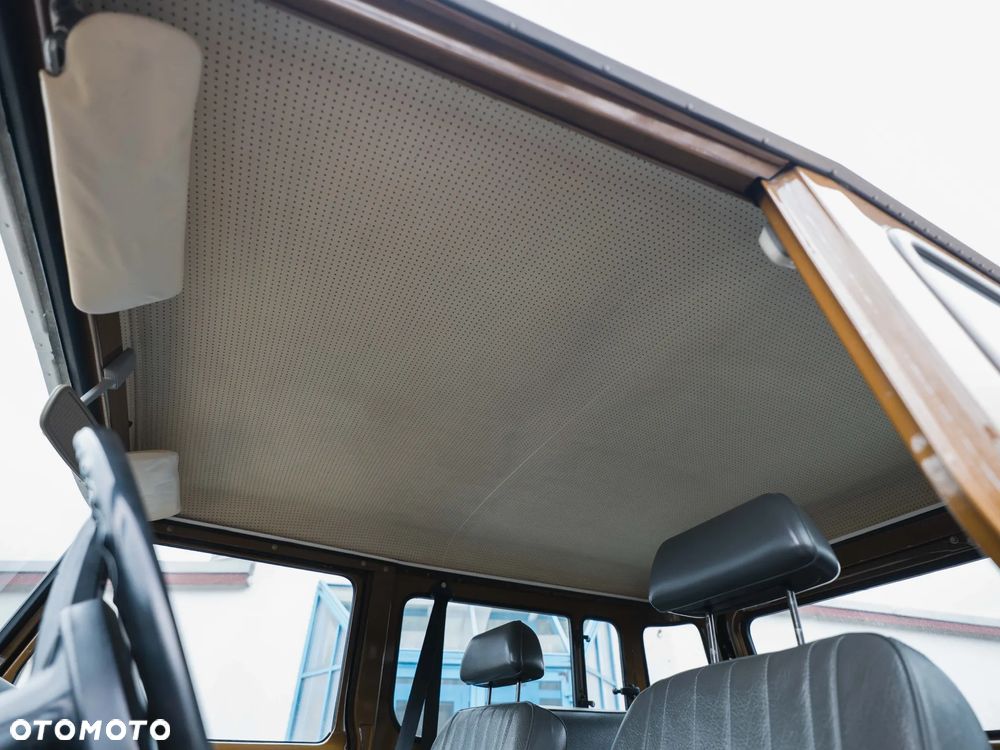 Toyota Land Cruiser - 27