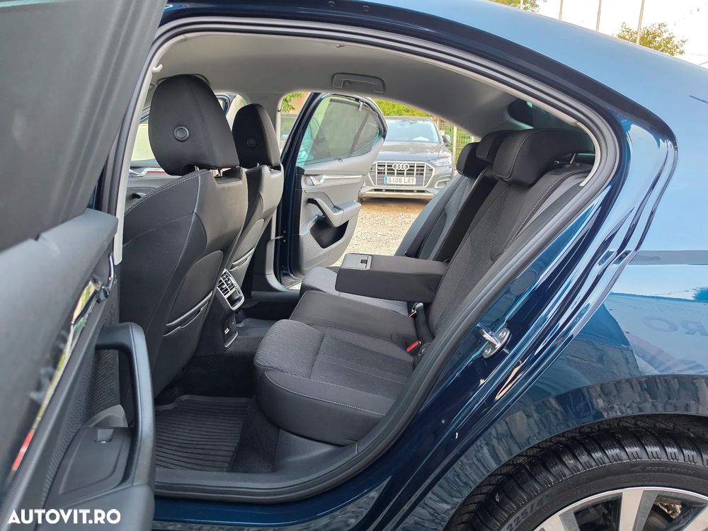 Skoda Octavia 2.0 TDI (Green tec) DSG Style - 26