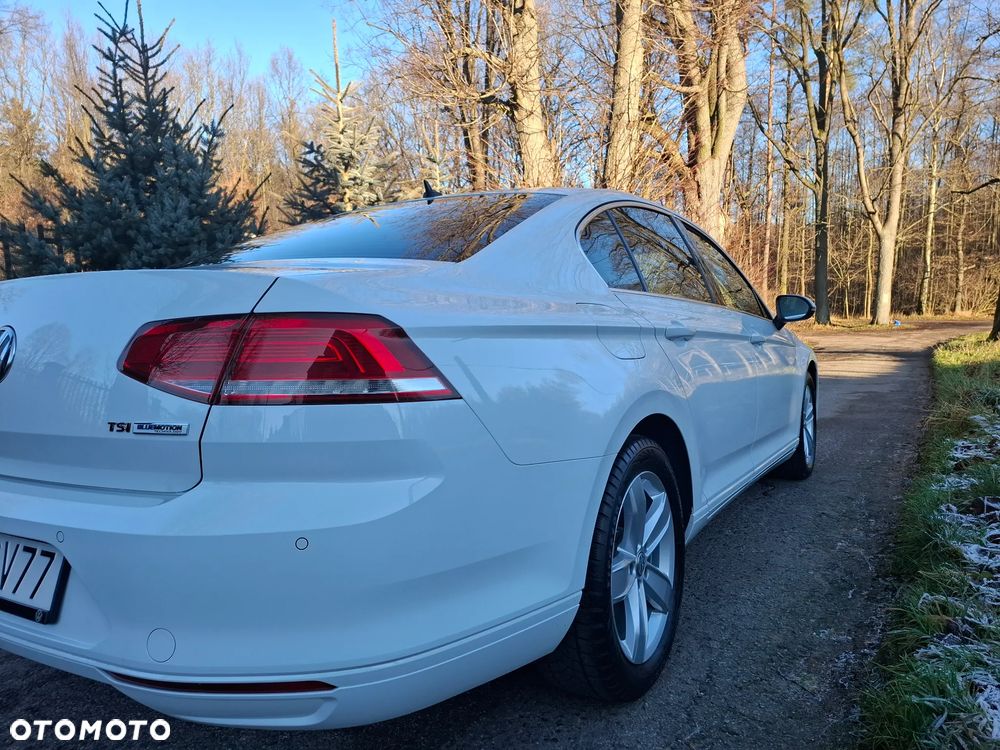 Volkswagen Passat 1.4 TSI BMT Comfortline - 16