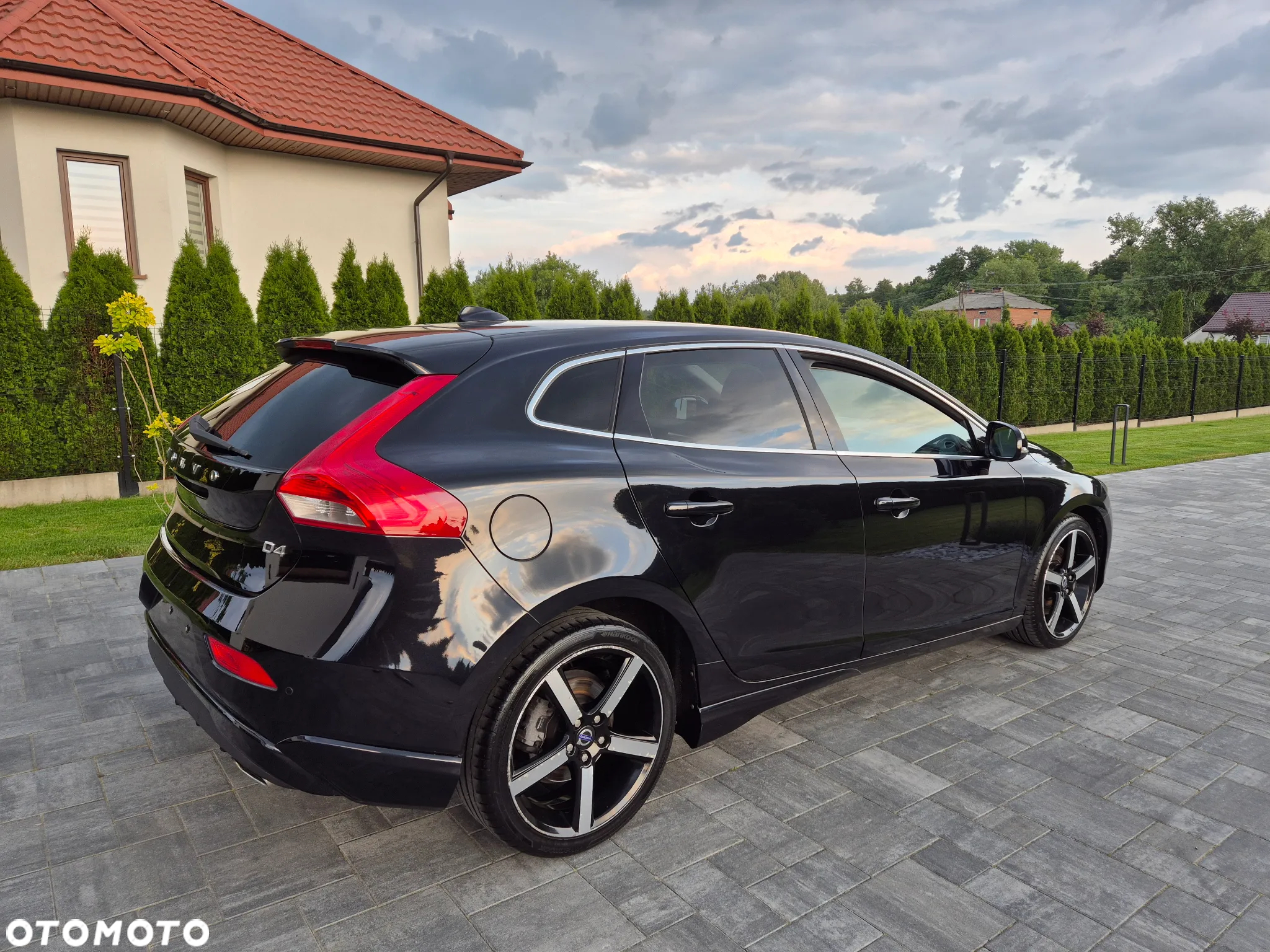 Volvo V40 D4 Drive-E Momentum - 34