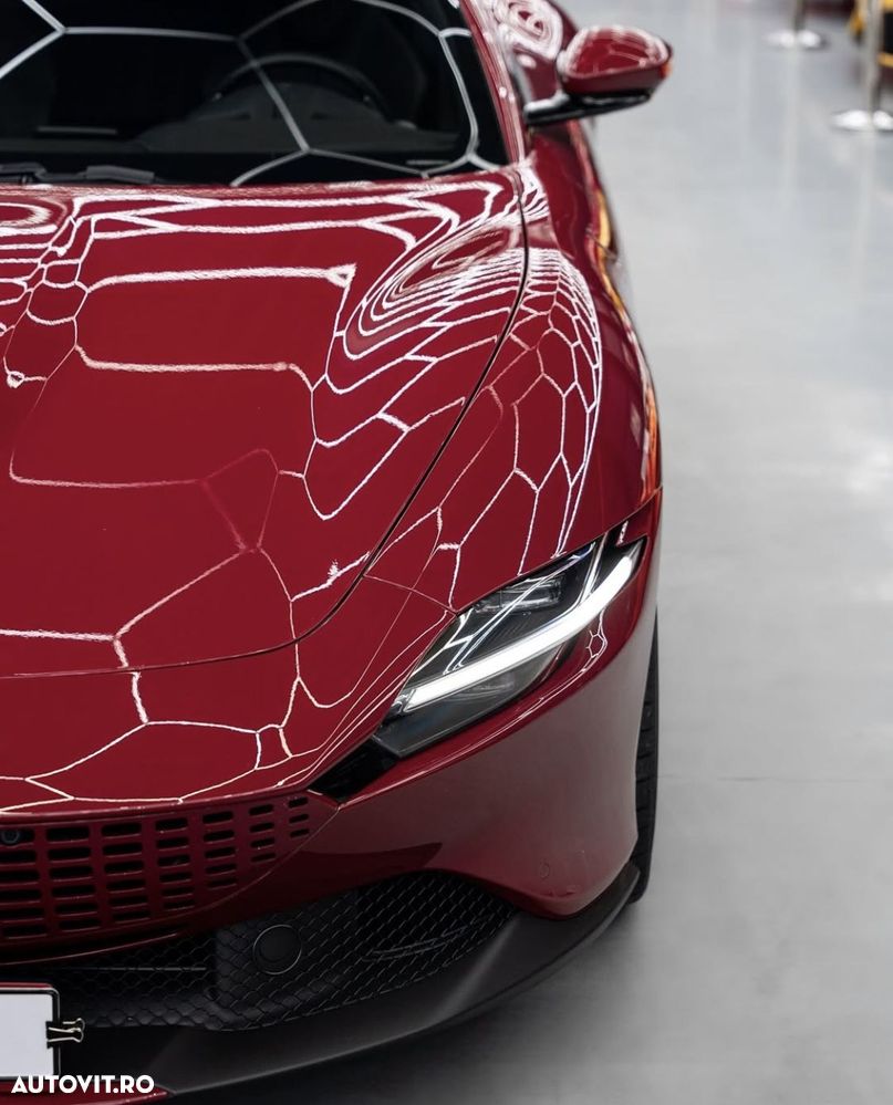 Ferrari Roma - 9