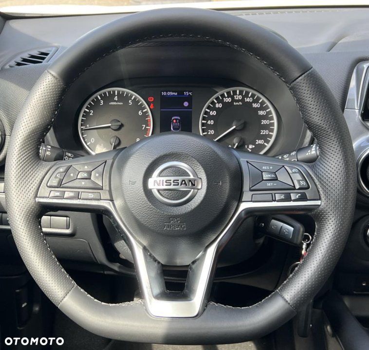 Nissan Juke - 11