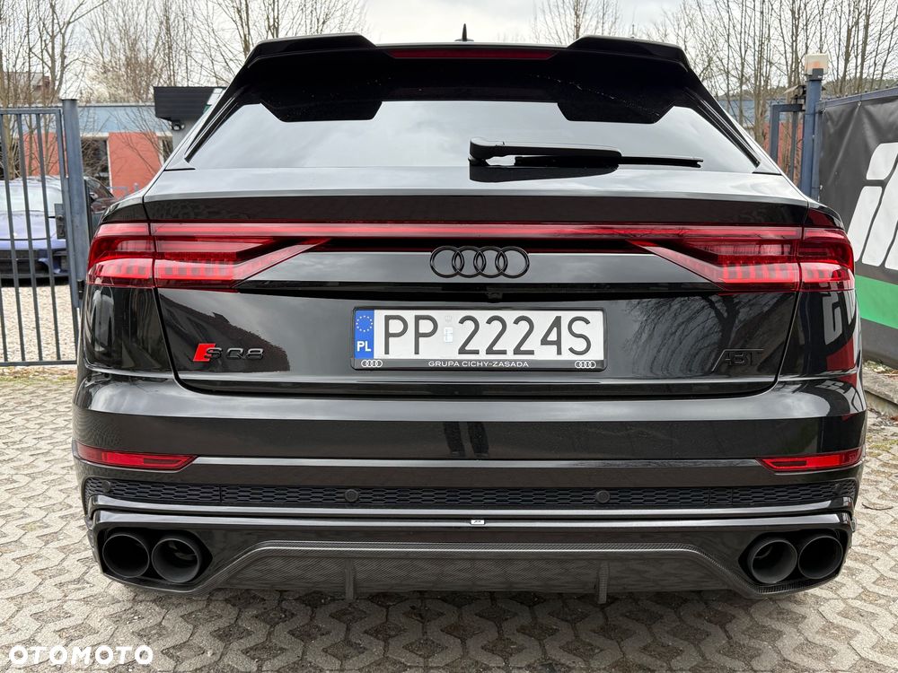 Audi SQ8 - 12