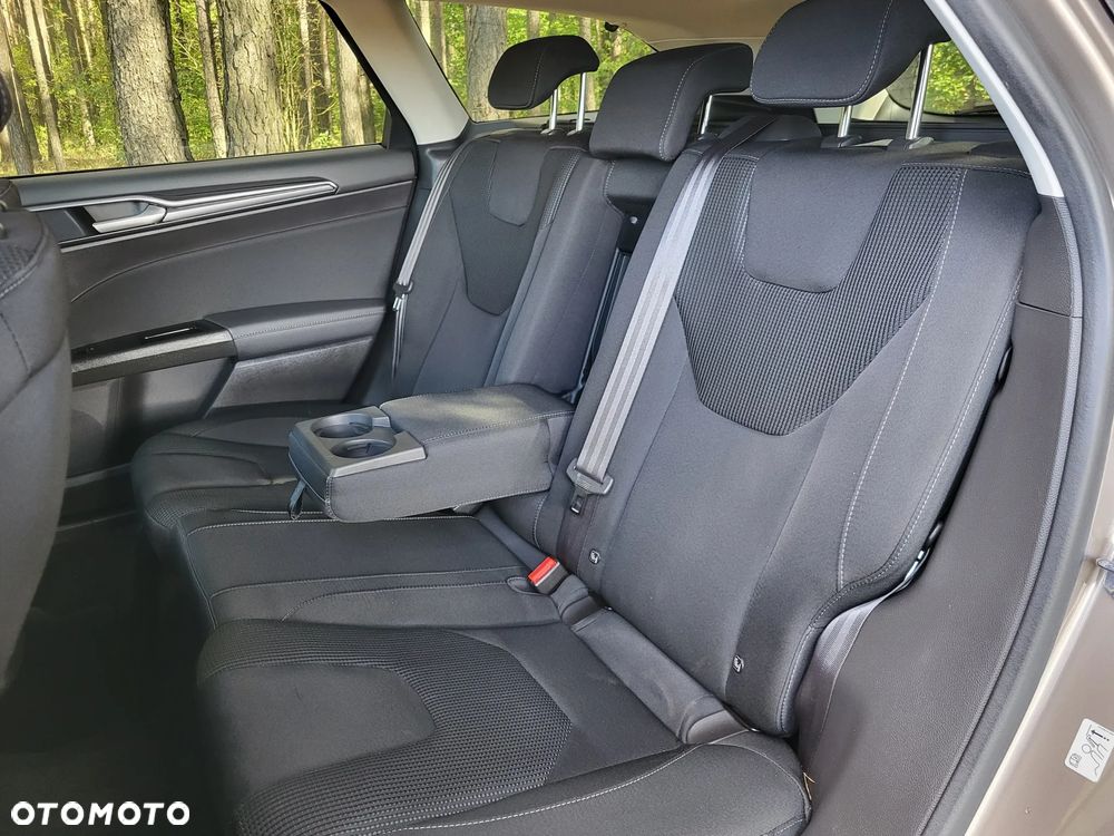 Ford Mondeo Turnier 2.0 EcoBlue Titanium - 17