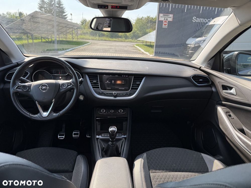 Opel Grandland X 1.2 T Enjoy S&S - 23