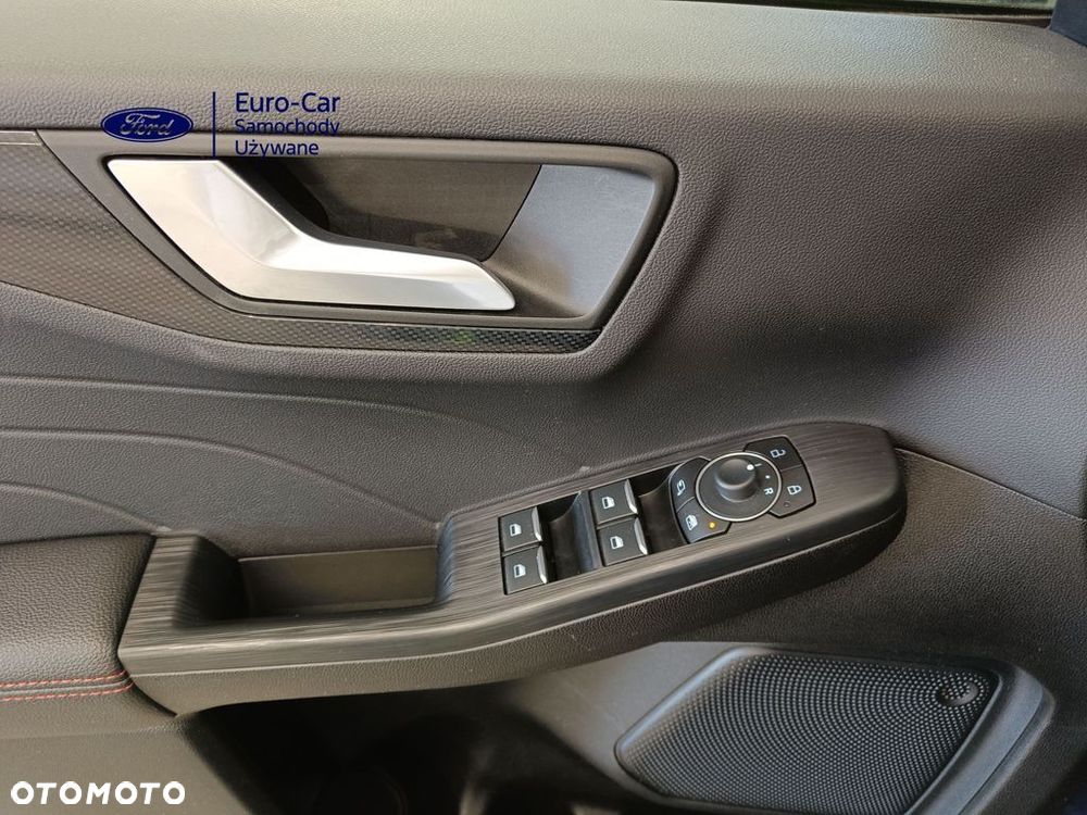 Ford Kuga 2.5 Duratec PHEV ST-LINE X - 19