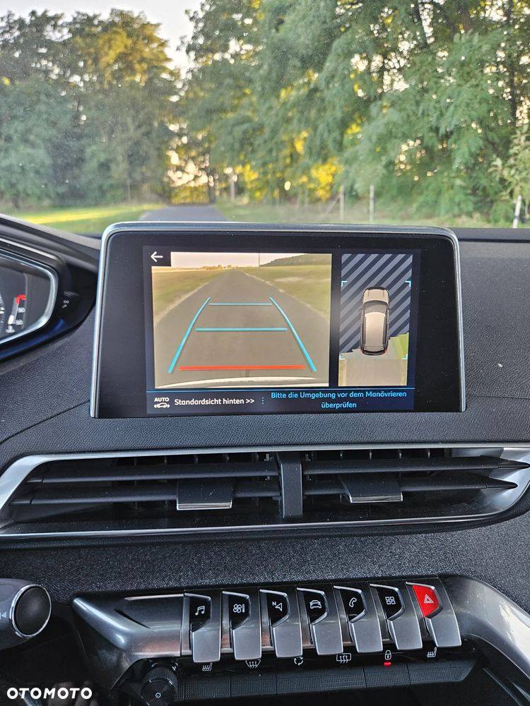 Peugeot 3008 PureTech 130 Stop & Start GPF Roadtrip - 30