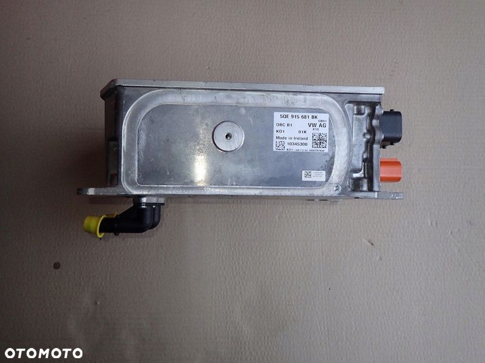 dw e-up ładowarka akumulatora 5qe915681bk - 1