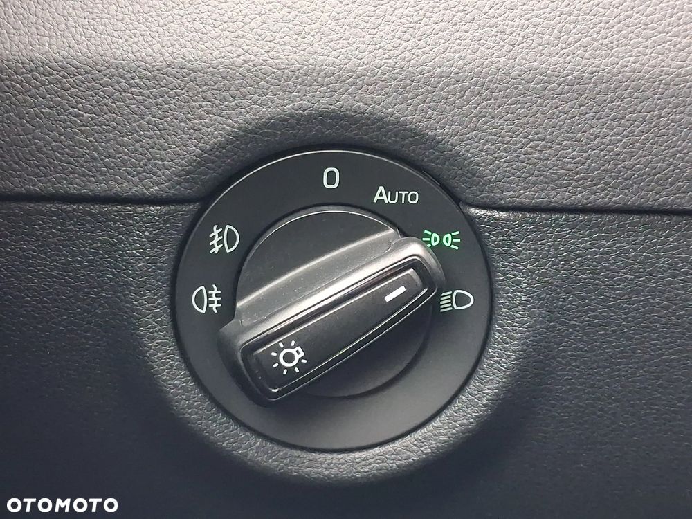 Skoda Octavia 2.0 TDI SCR RS DSG - 16