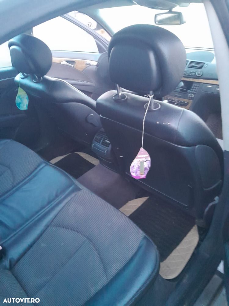 Mercedes-Benz E 220 CDI Avantgarde DPF - 8