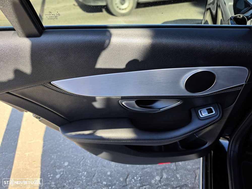 Mercedes-Benz C 220 Station CDI DPF BlueEFFICIENCY Avantgarde Edition - 43
