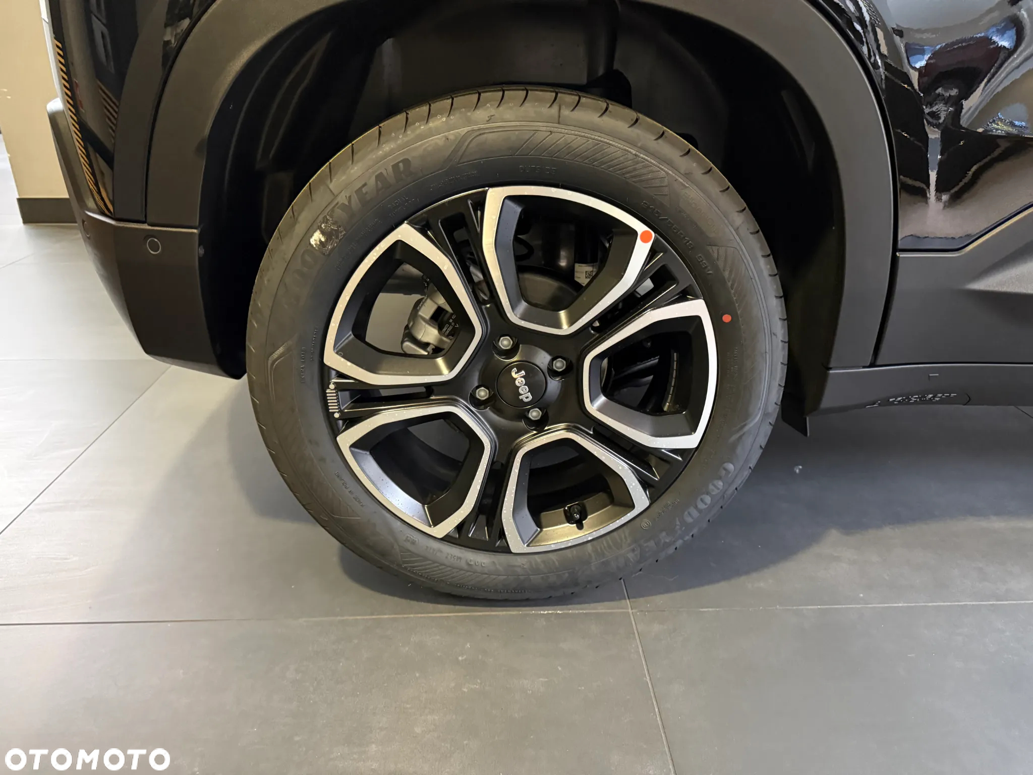 Jeep Avenger 1.2 T3 mHEV Summit FWD eDCT6 - 11