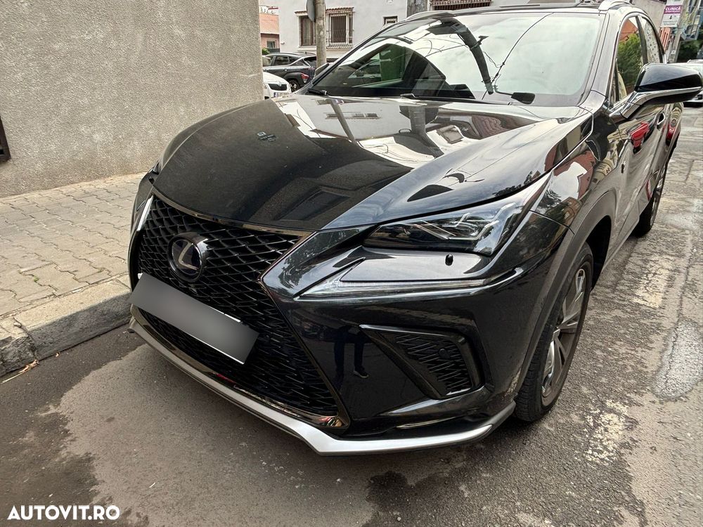 Lexus Seria NX - 2