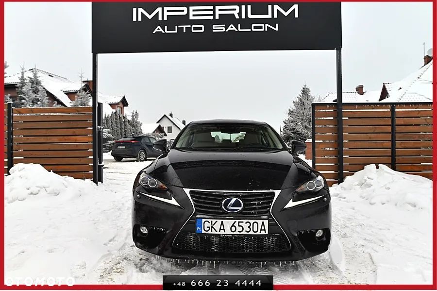 Lexus IS - 3