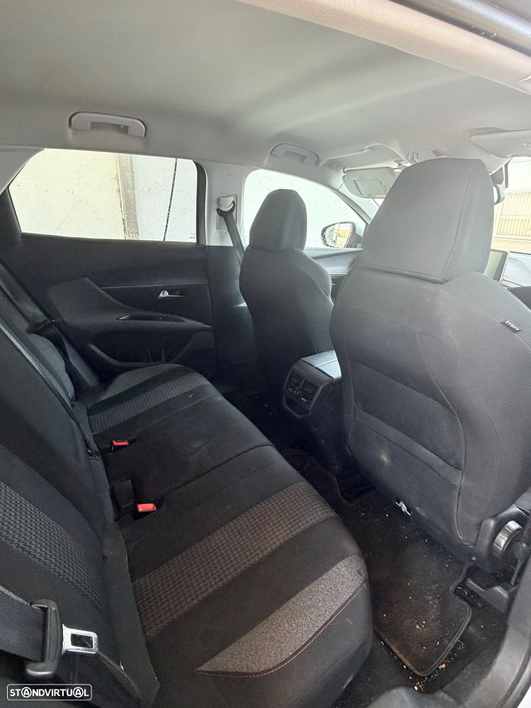 Peugeot 3008 BlueHDi 120 EAT6 Stop & Start Business Line - 6