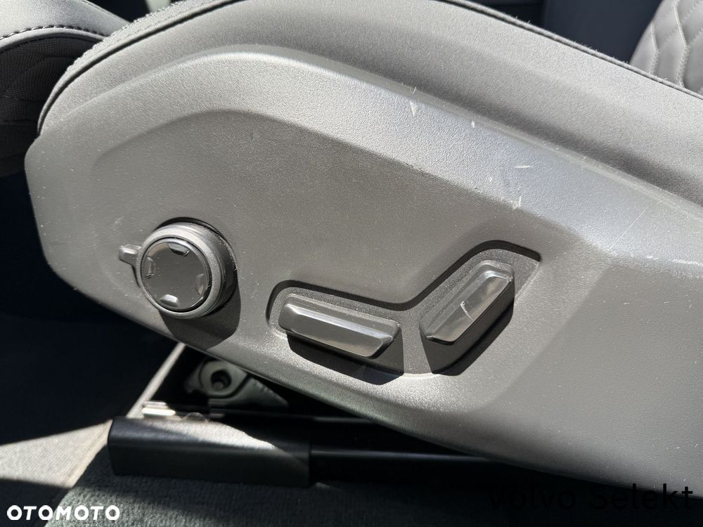 Volvo XC 60 - 18