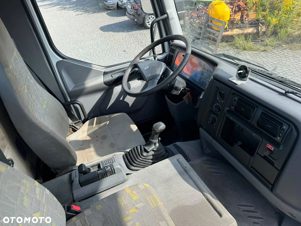Renault Kerax 270DCi Wywrotka 3 str SPECJALNY 19 Tonowy Solarka Piaskarka Pług - 31