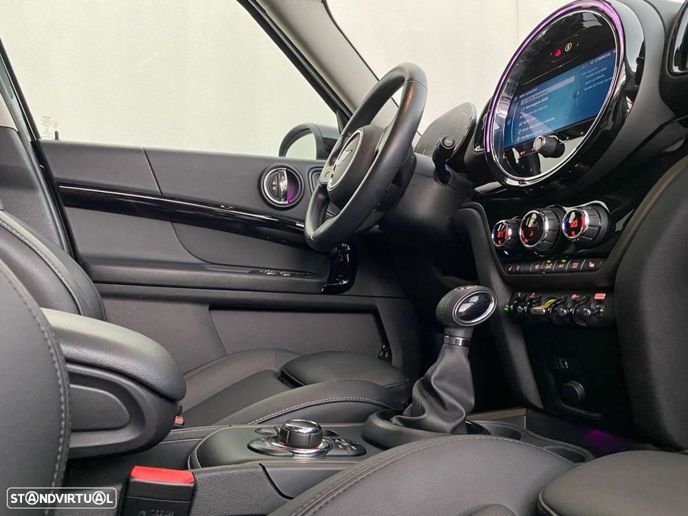 MINI Countryman Cooper SE Premium Classic Auto - 15