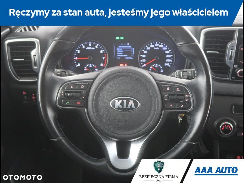 Kia Sportage - 16