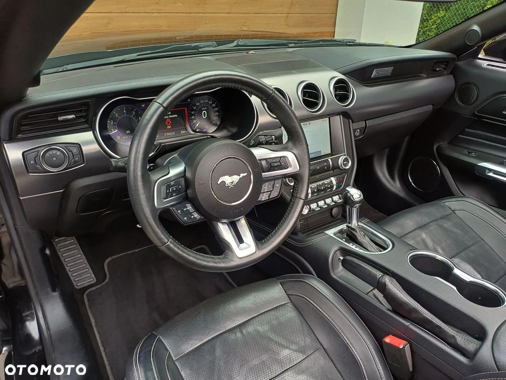Ford Mustang 2.3 EcoBoost - 12