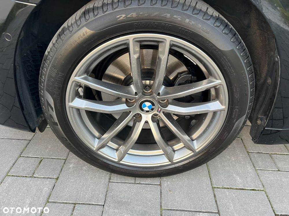 BMW Seria 5 520d Sport Line - 9