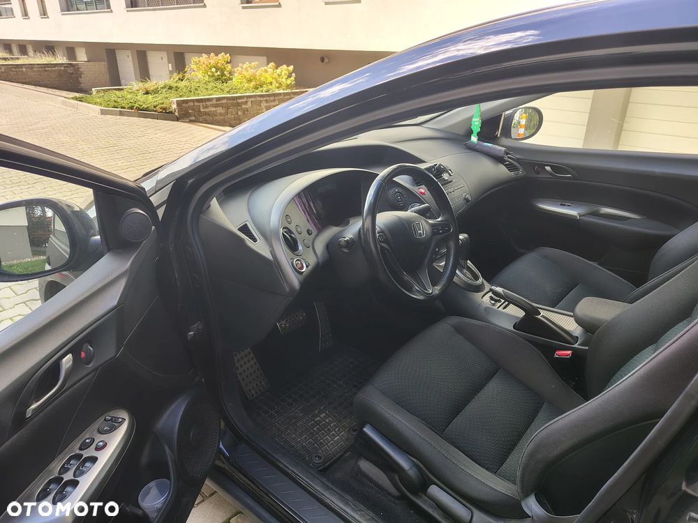 Honda Civic 1.8 Executive - 8