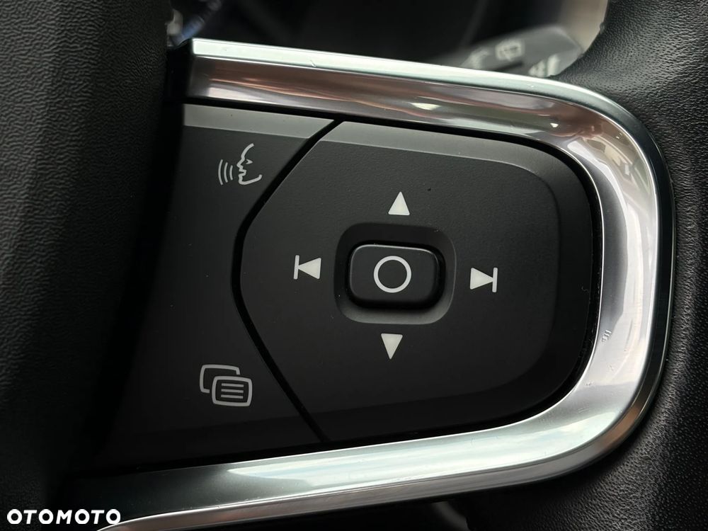 Volvo XC 40 T4 Recharge DKG Inscription Expression - 26