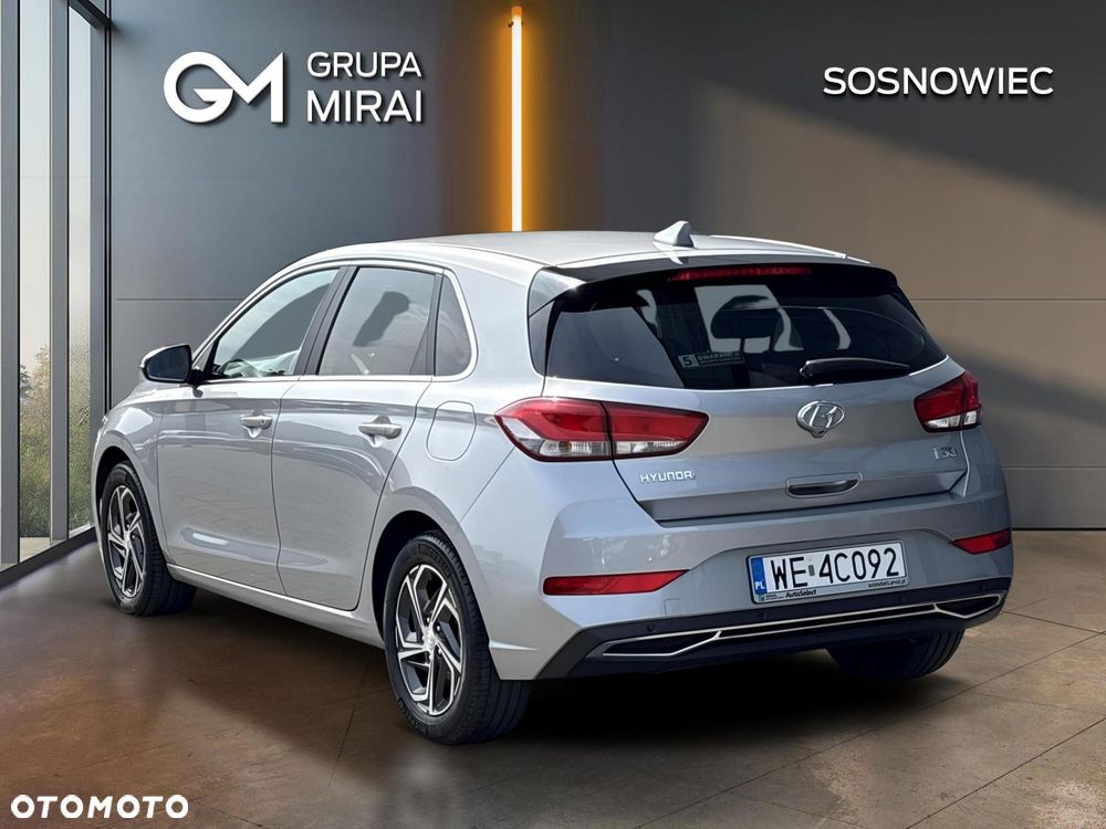 Hyundai i30 1.5 DPI Comfort - 3
