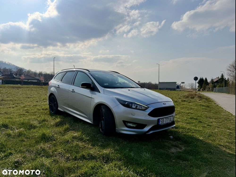 Ford Focus 1.5 TDCi ST-Line PowerShift - 11