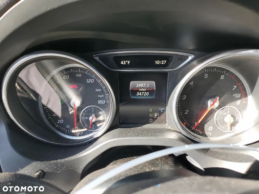 Mercedes-Benz CLA 250 4Matic 7G-DCT AMG Line - 9