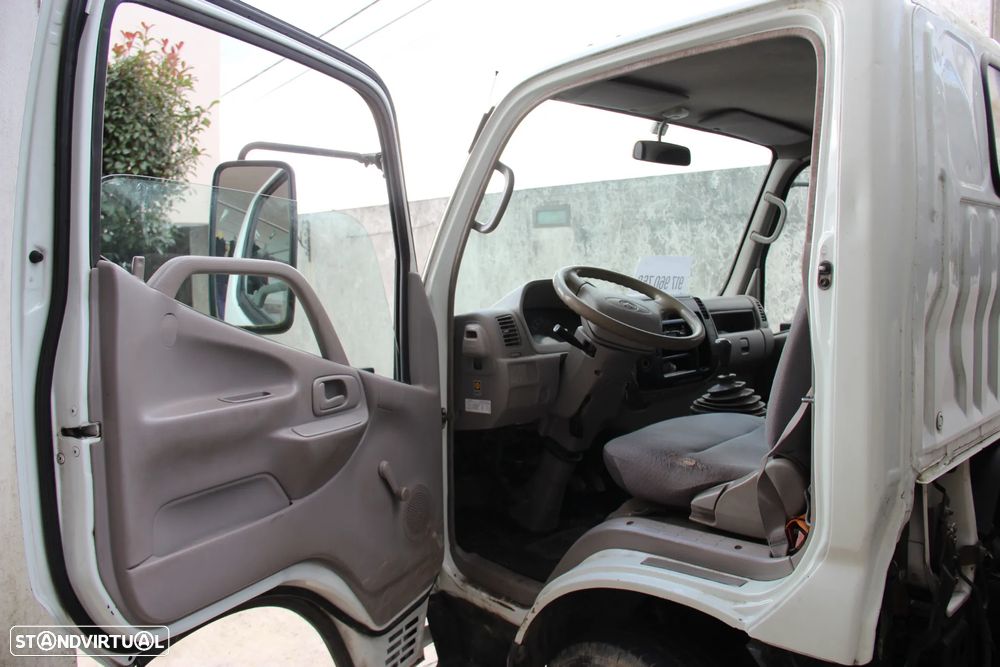 Toyota Dyna M 35.25 (caixa basculante) - 2