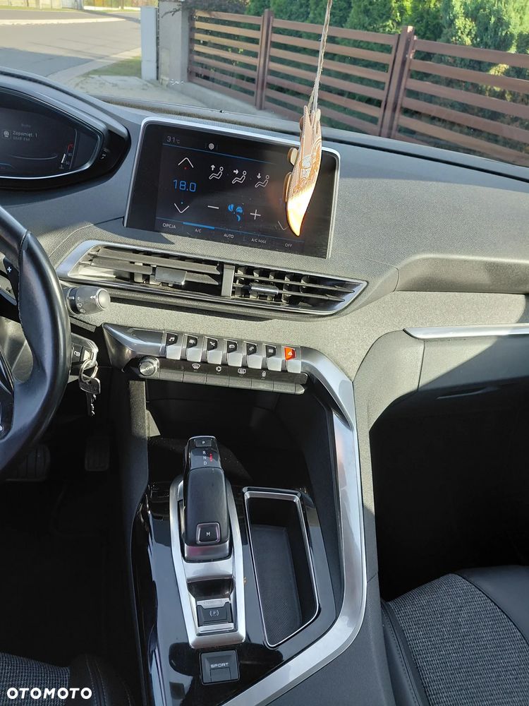 Peugeot 5008 1.5 BlueHDi Active S&S EAT8 - 8