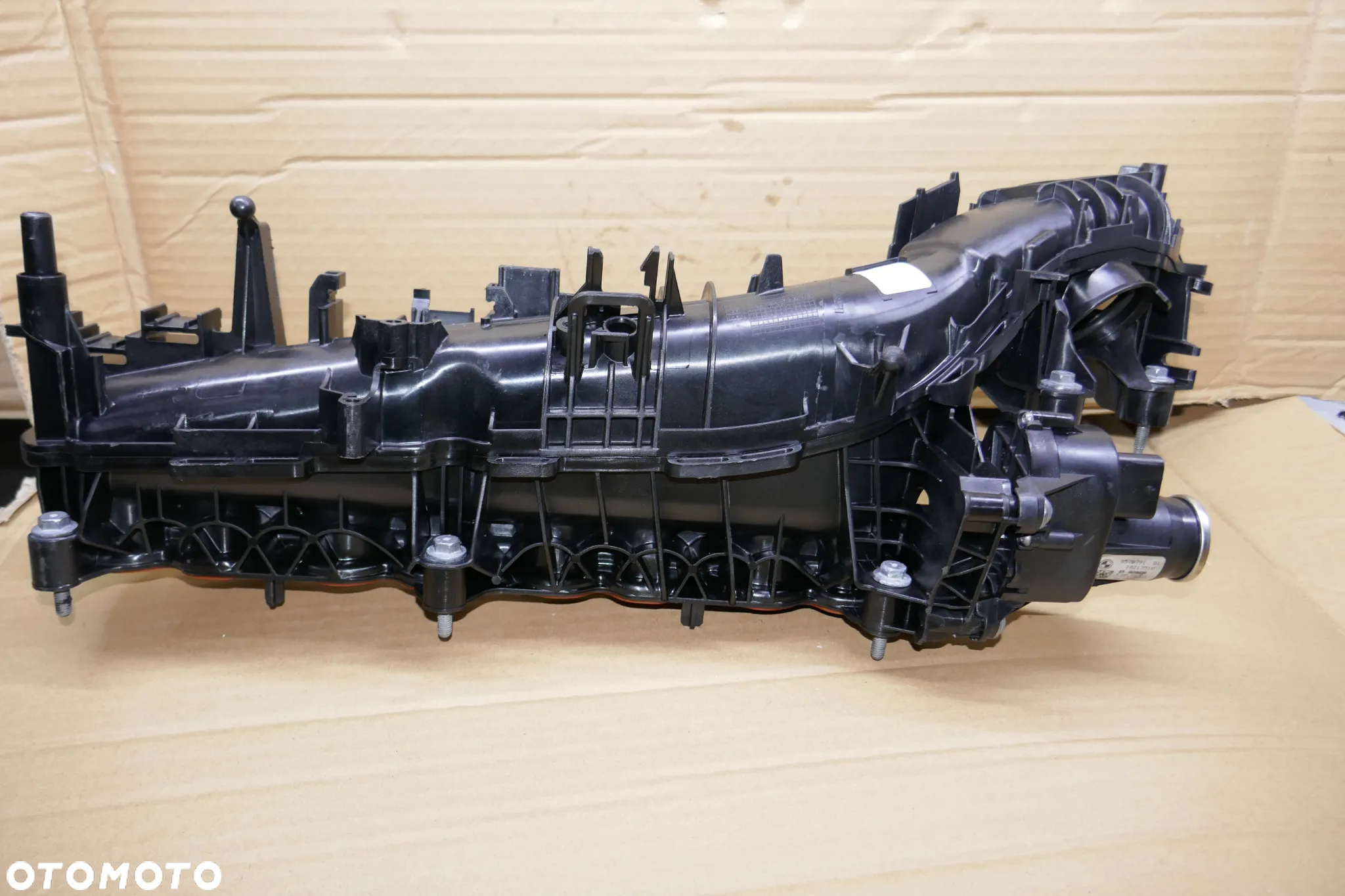 Kolektor Ssący BMW F  8513655 Super stan - 24