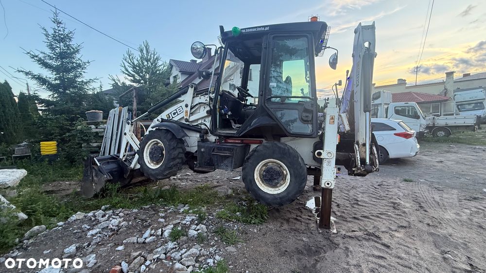 JCB 2cx - 11