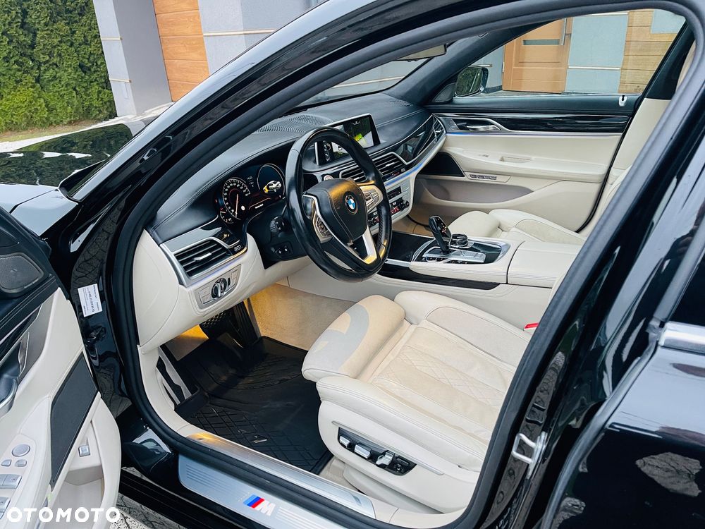 BMW Seria 7 750Li xDrive - 5