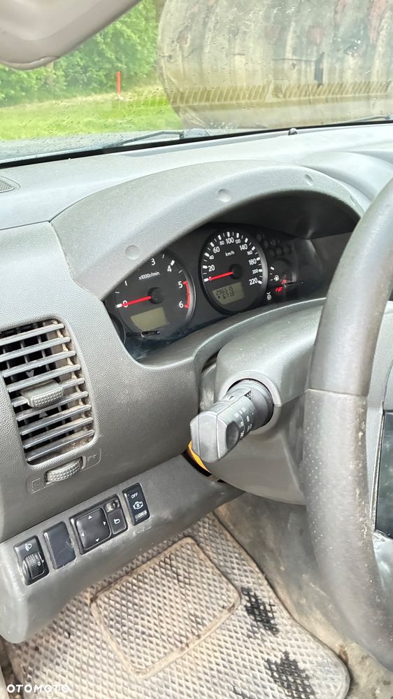 Nissan Navara 2.5 D LE - 7