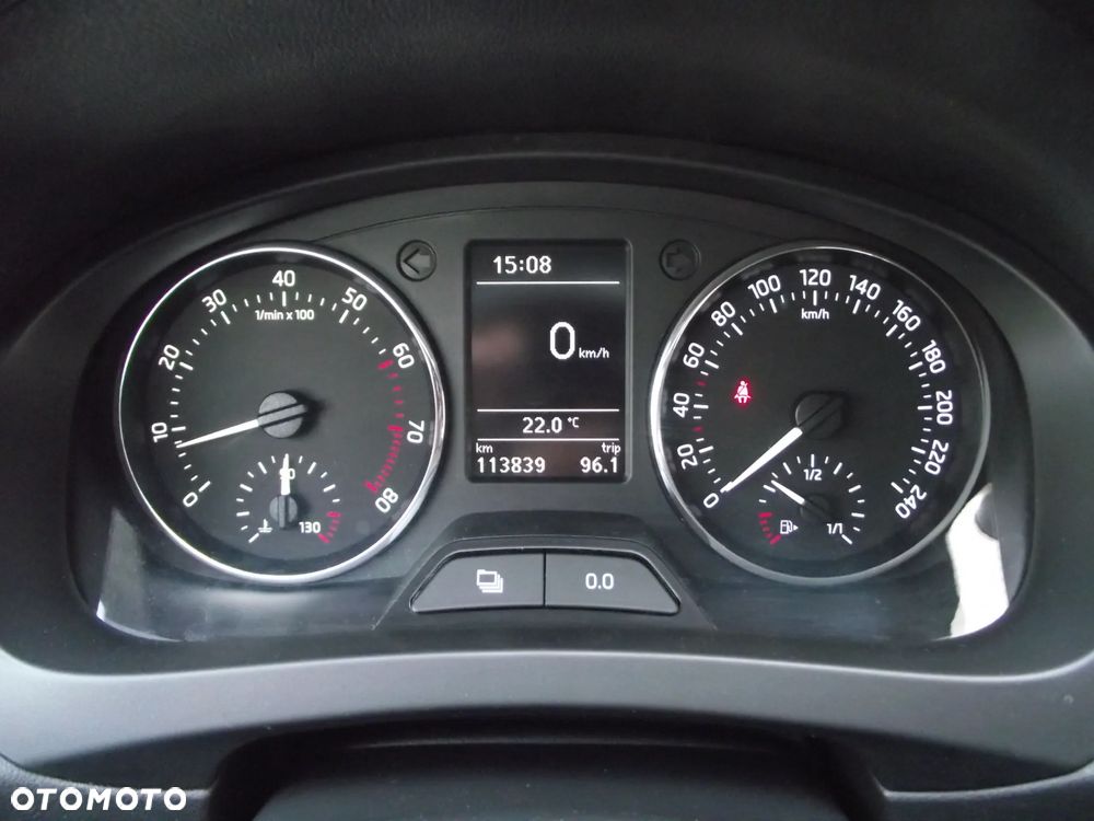 Skoda RAPID 1.2 TSI Ambition - 25