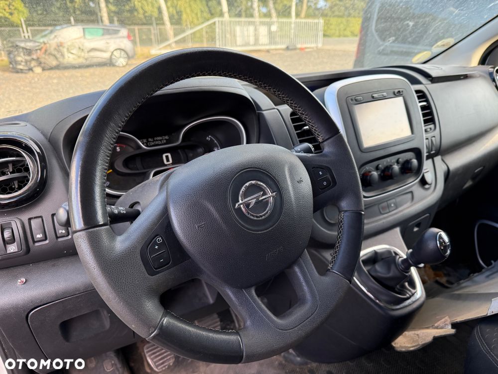 Opel Vivaro - 4