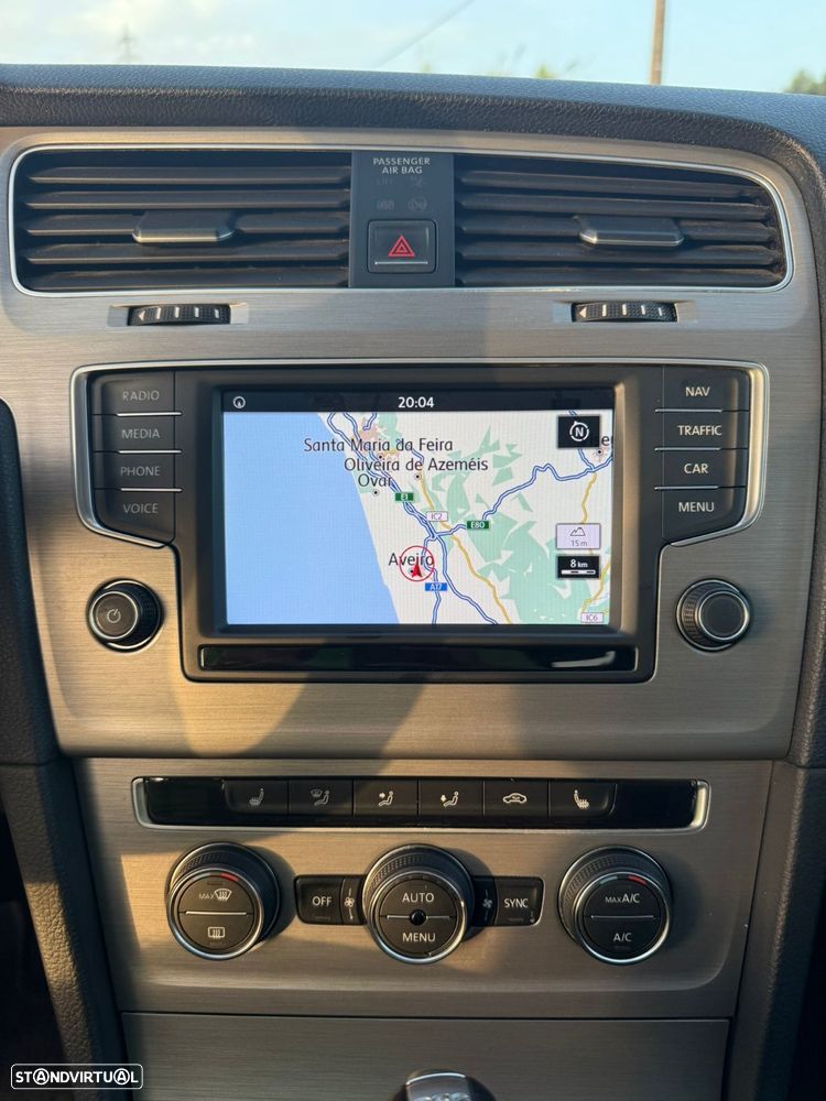 VW Golf Variant 1.6 TDi Sportline DSG - 11