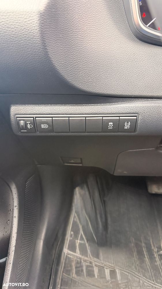 Toyota Corolla - 13