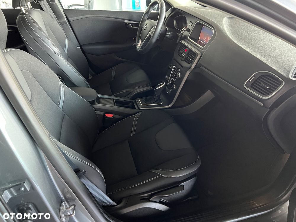 Volvo V40 - 31