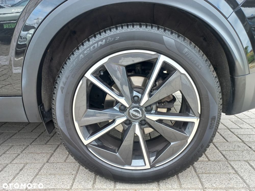 Nissan Qashqai 1.3 DIG-T MHEV 4x4 Tekna Xtronic - 18