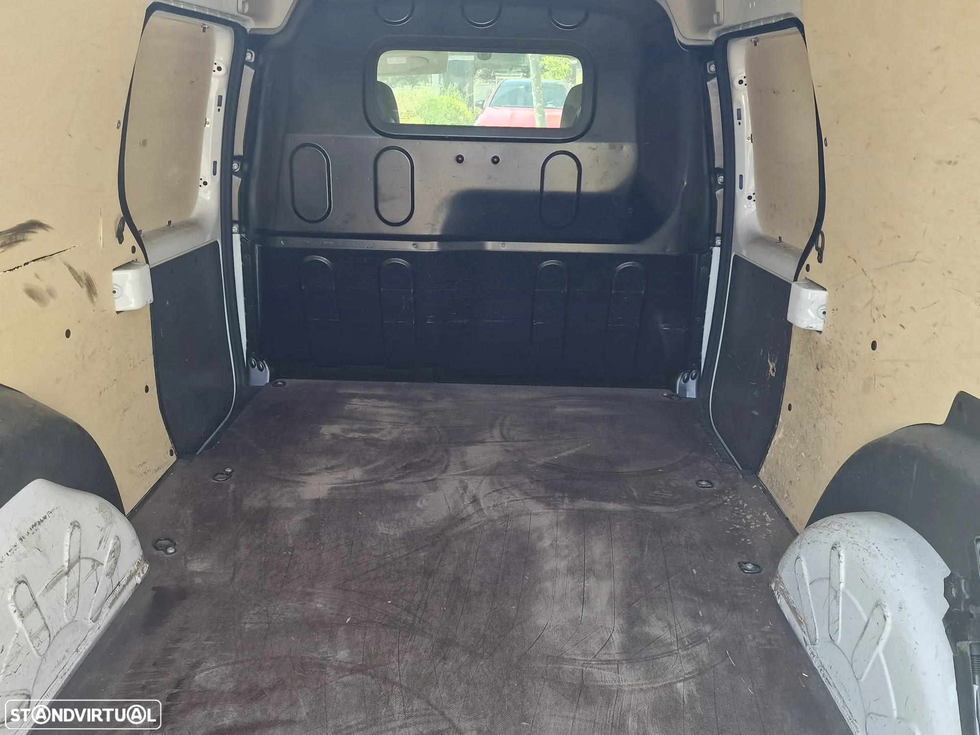 Renault kangoo ZE 33 - 25