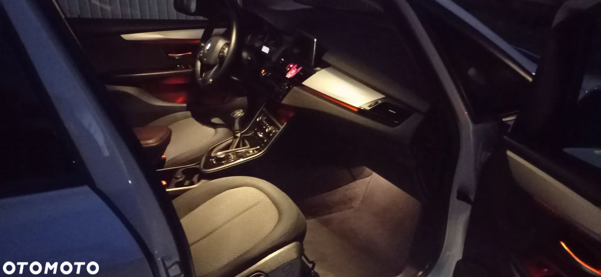 BMW Seria 2 216d - 27