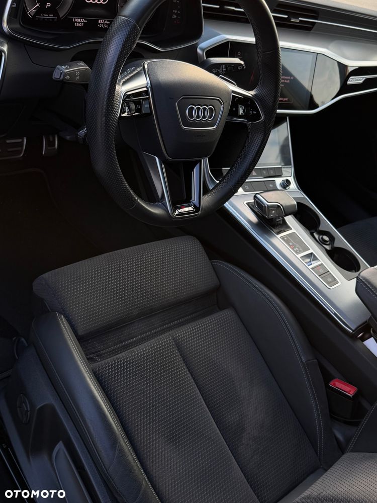 Audi A6 Avant 55 TFSI e quattro S tronic S line - 2