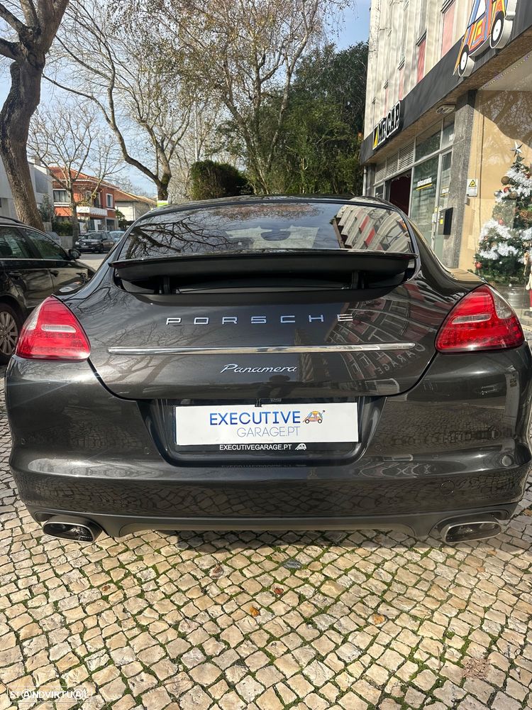 Porsche Panamera Platinum Edition - 5