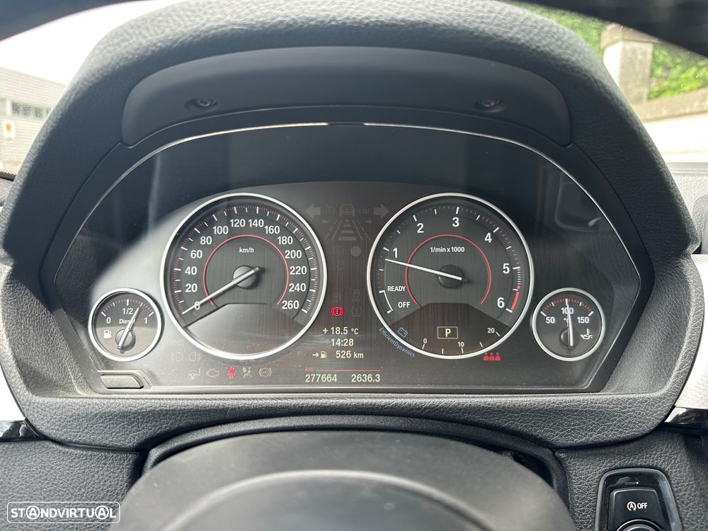BMW 320 d Auto Pack M - 11